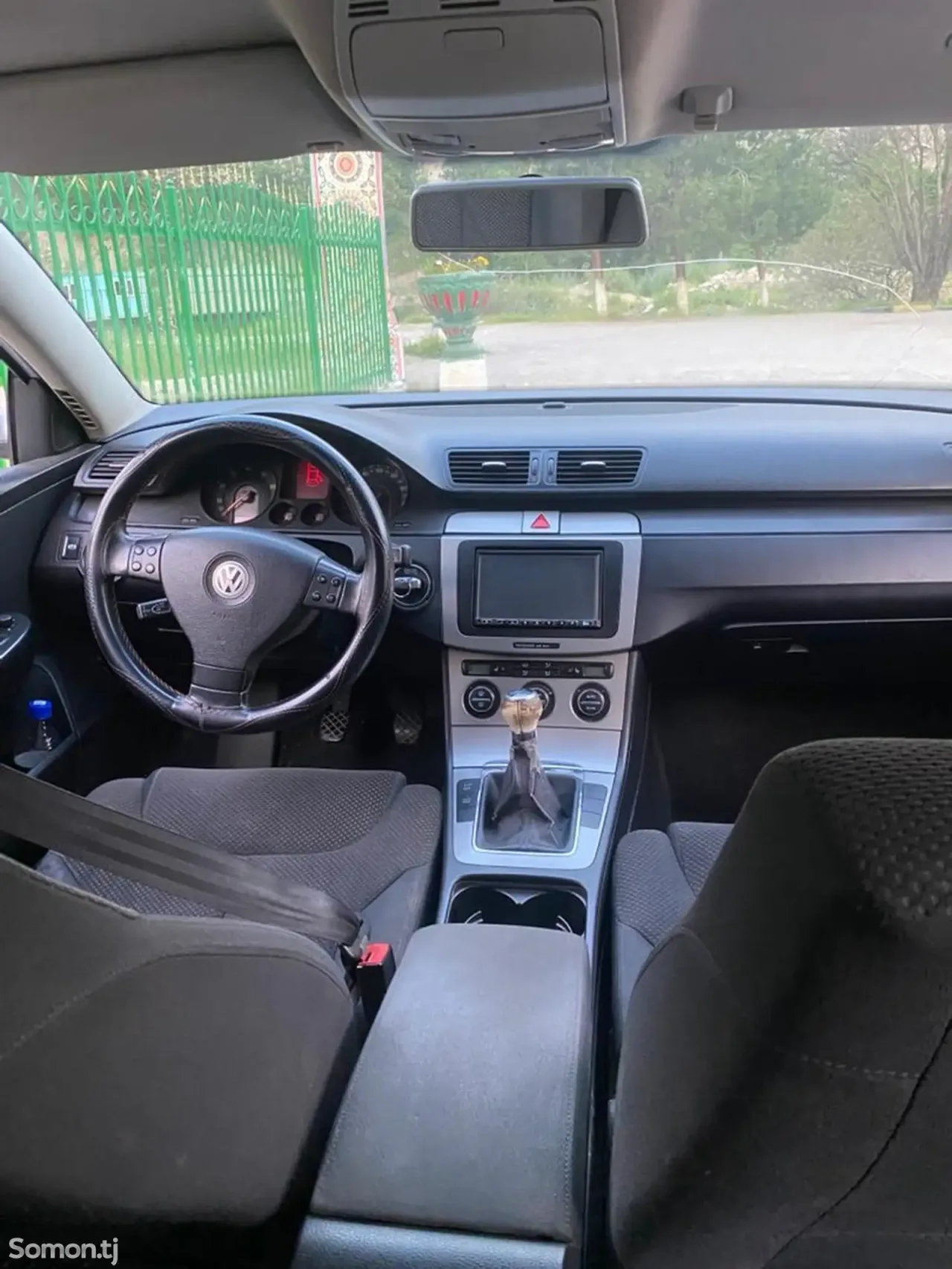 Volkswagen Passat 2007 · 2.0 MT