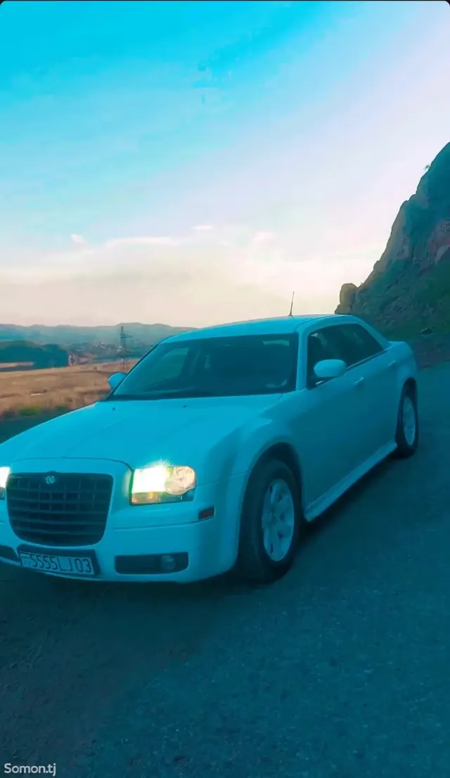 Chrysler 300C 2008 · 2.7 AT