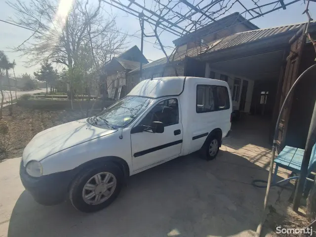 Opel Combo 1996 · 1.2 MT