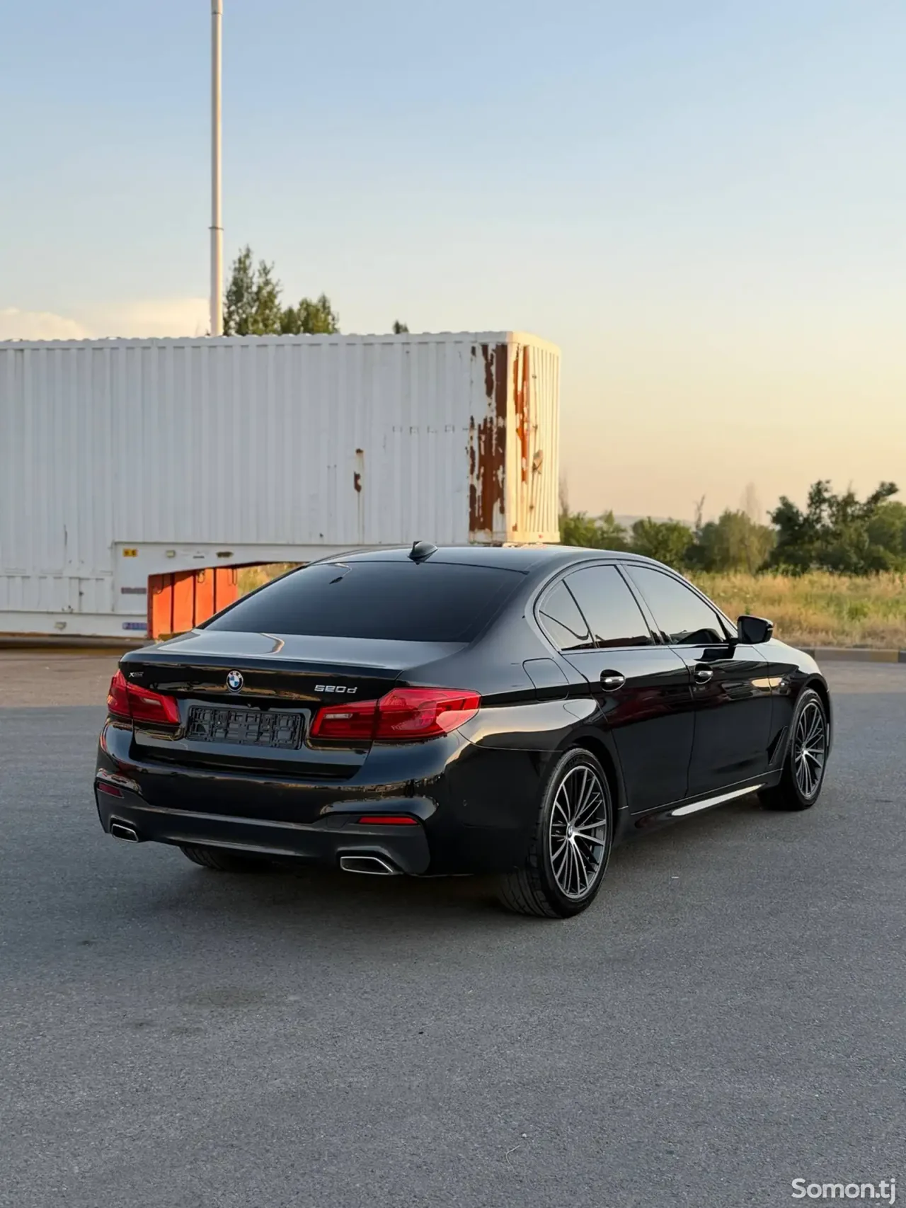 BMW 5 series 2017 · 2.0 AT