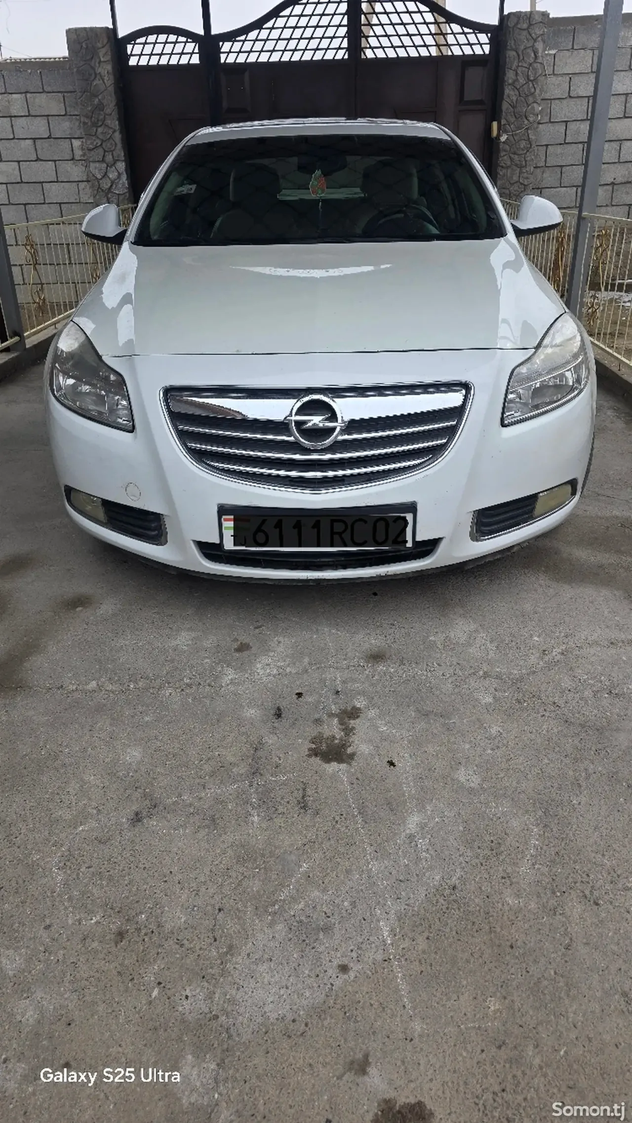 Opel Insignia 2011 · 2.0 AT