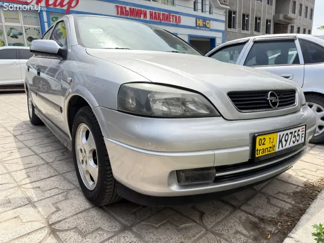 Opel Astra G 1998 · 1.6 AT