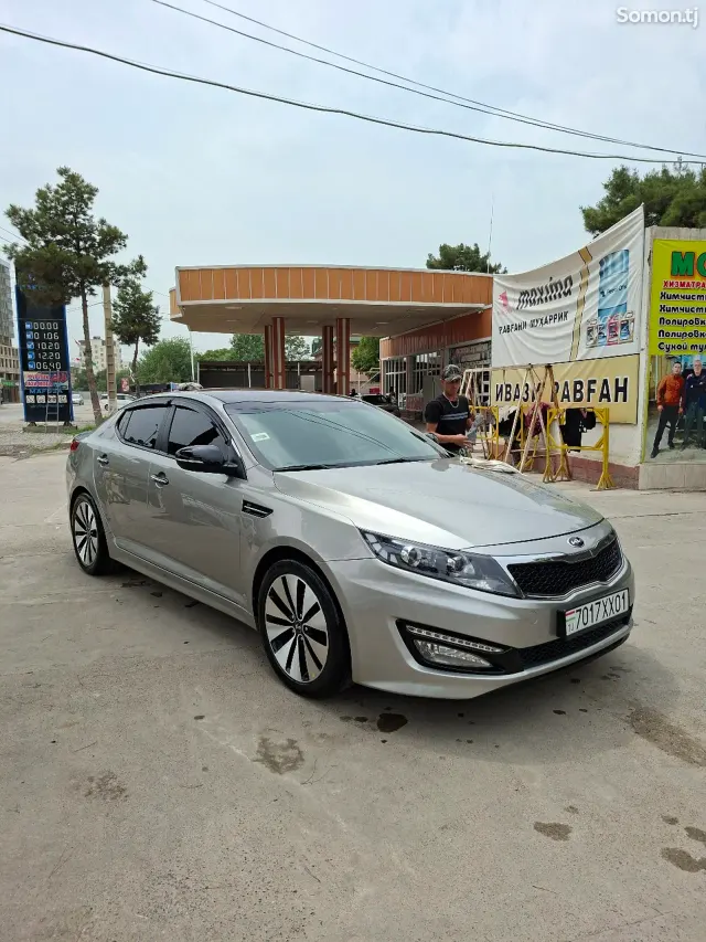 Kia K5 2012 · 2.0 AT