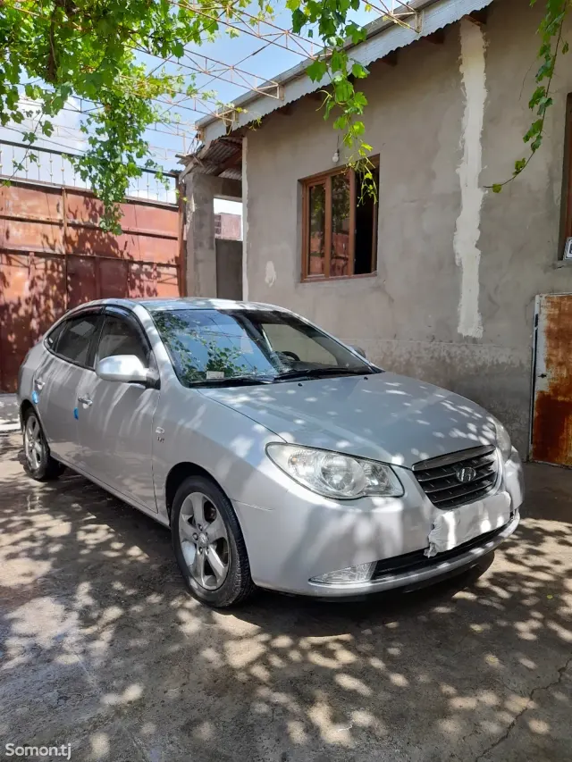 Hyundai Avante 2007 · 1.6 AT