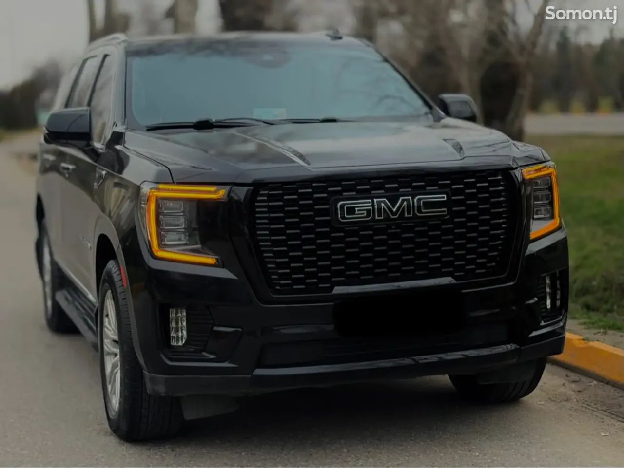 GMC Yukon 2022 · 6.2 AT