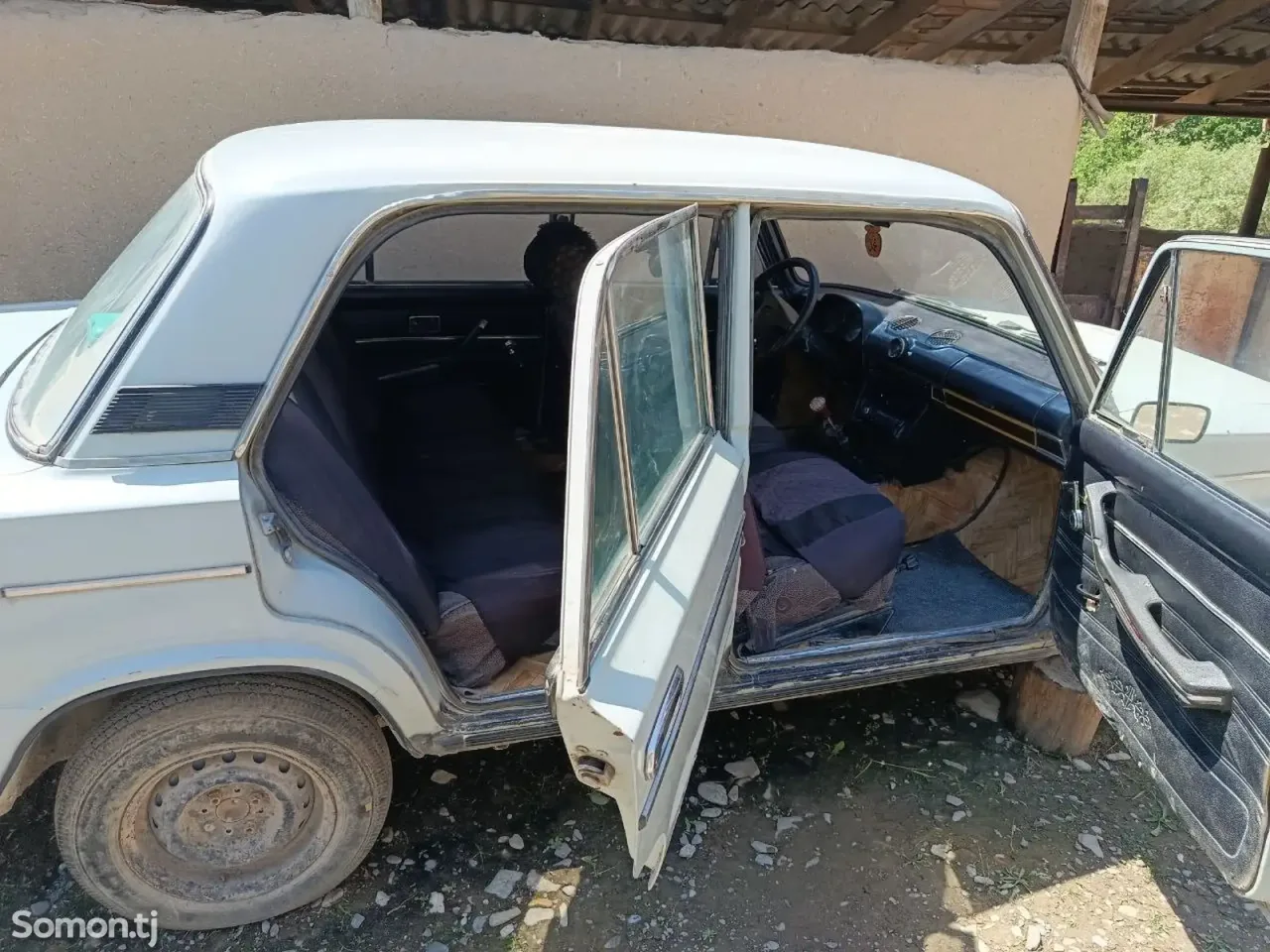 Lada (ВАЗ) 2106 1987 · 1.1 MT