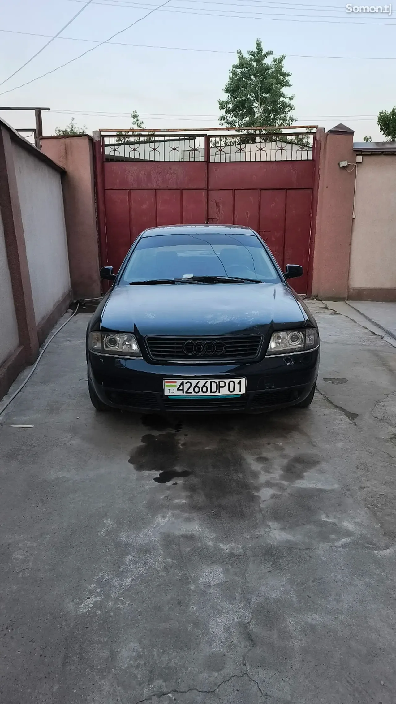 Audi A6 1998 · 2.4 AT