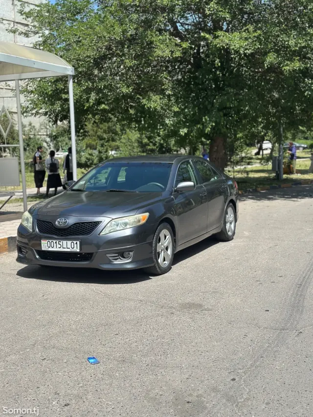 Toyota Camry 2010 · 2.5 AT