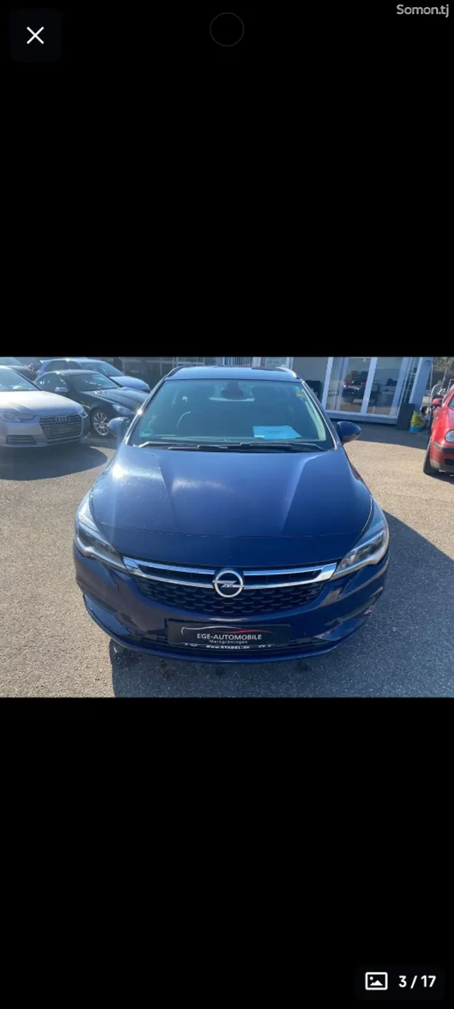 Opel Astra K 2014 · 1.4 MT