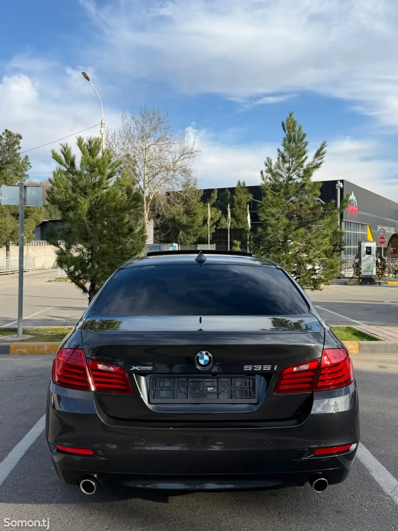 BMW 5 series 2015 · 3.0 AT