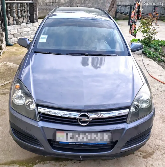 Opel Astra H 2006 · 1.8 MT