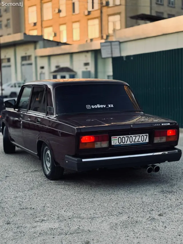 Lada (ВАЗ) 2107 2007 · 1.7 MT