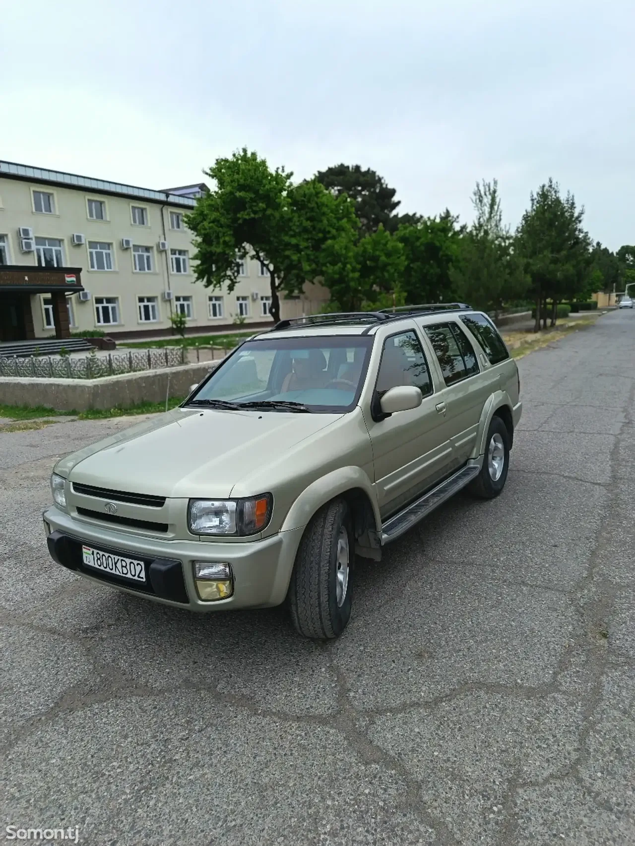 Infiniti Q series 1999 · 3.3 AT