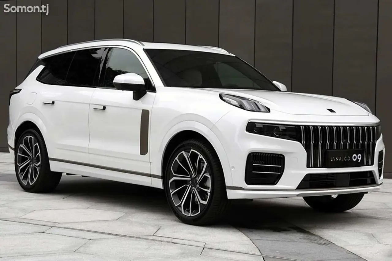 Lynk & Co Другая модель 2026 · 2.0 AT