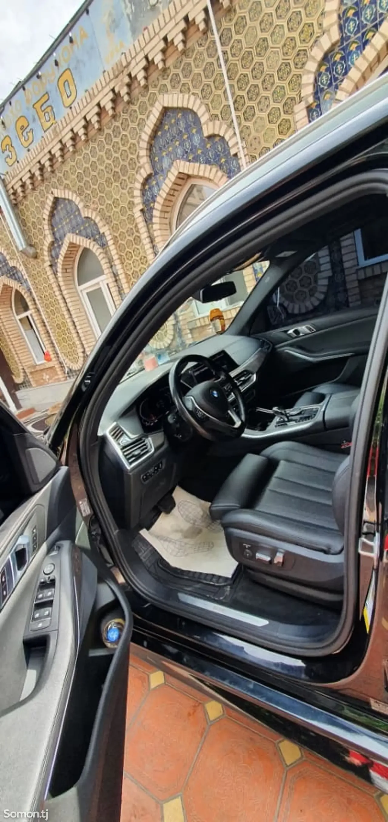 BMW X5 2020 · 4.0 AT