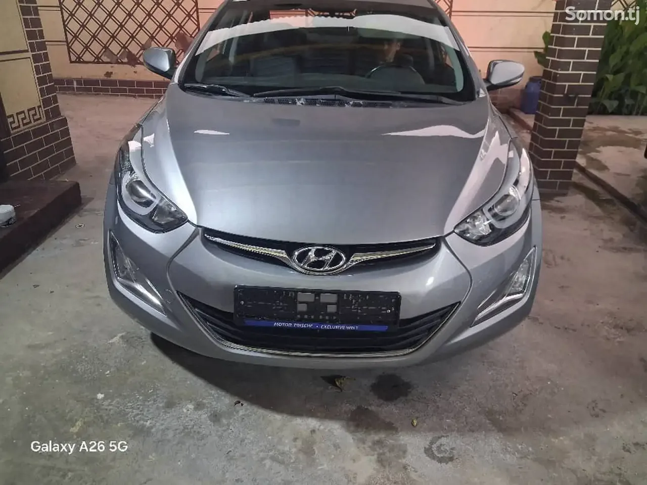 Hyundai Avante 2014 · 1.6 AT