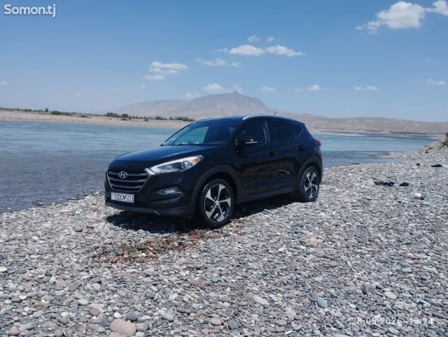 Hyundai Tucson 2016 · 1.6 AT