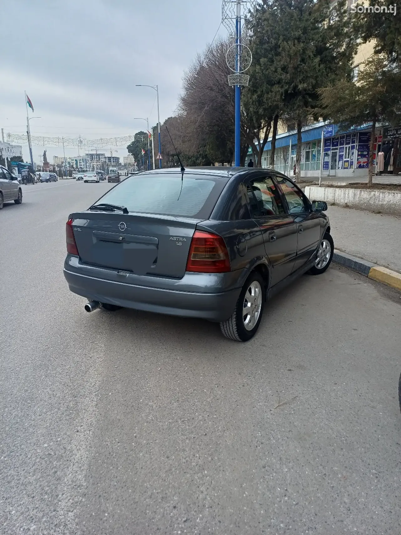 Opel Astra G 2001 · 1.6 MT