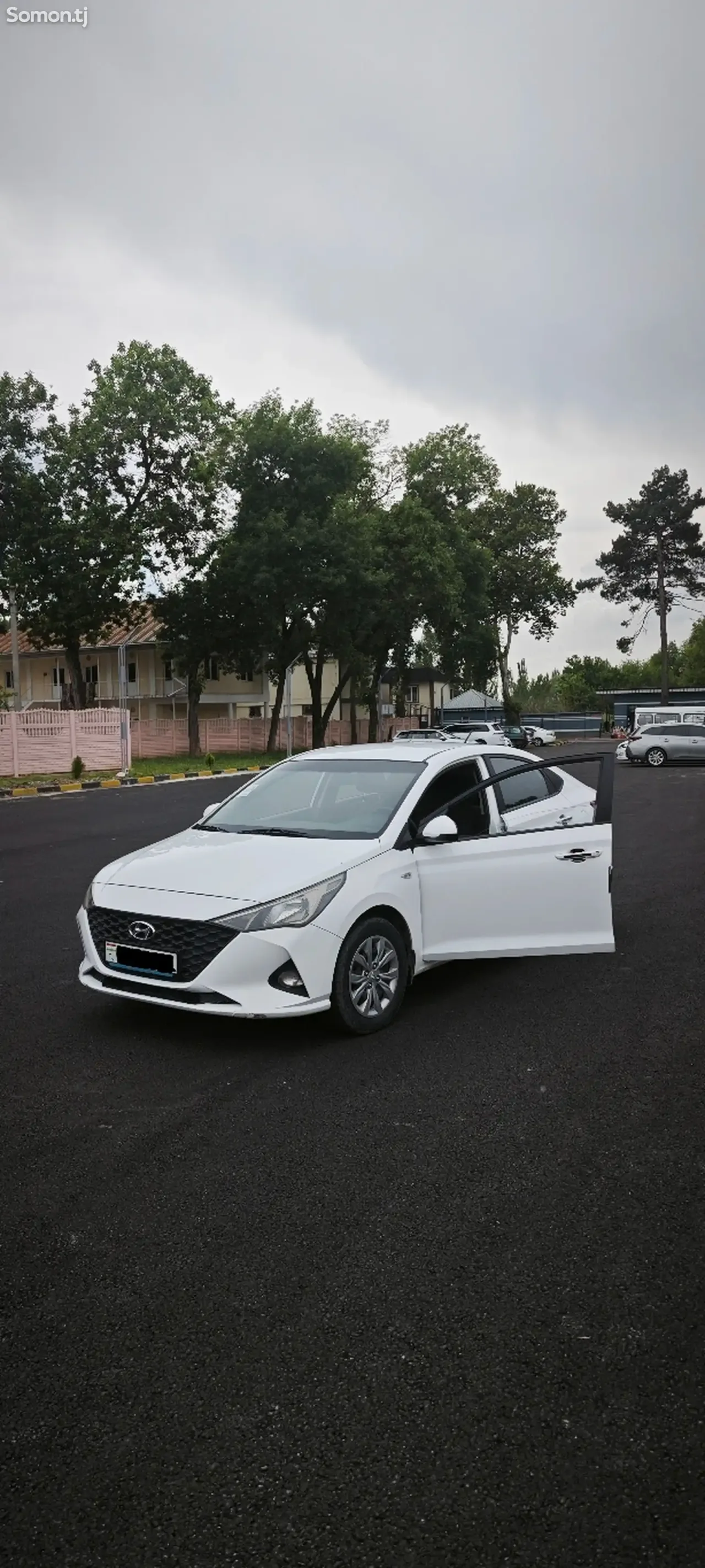 Hyundai Solaris 2022 · 1.6 AT