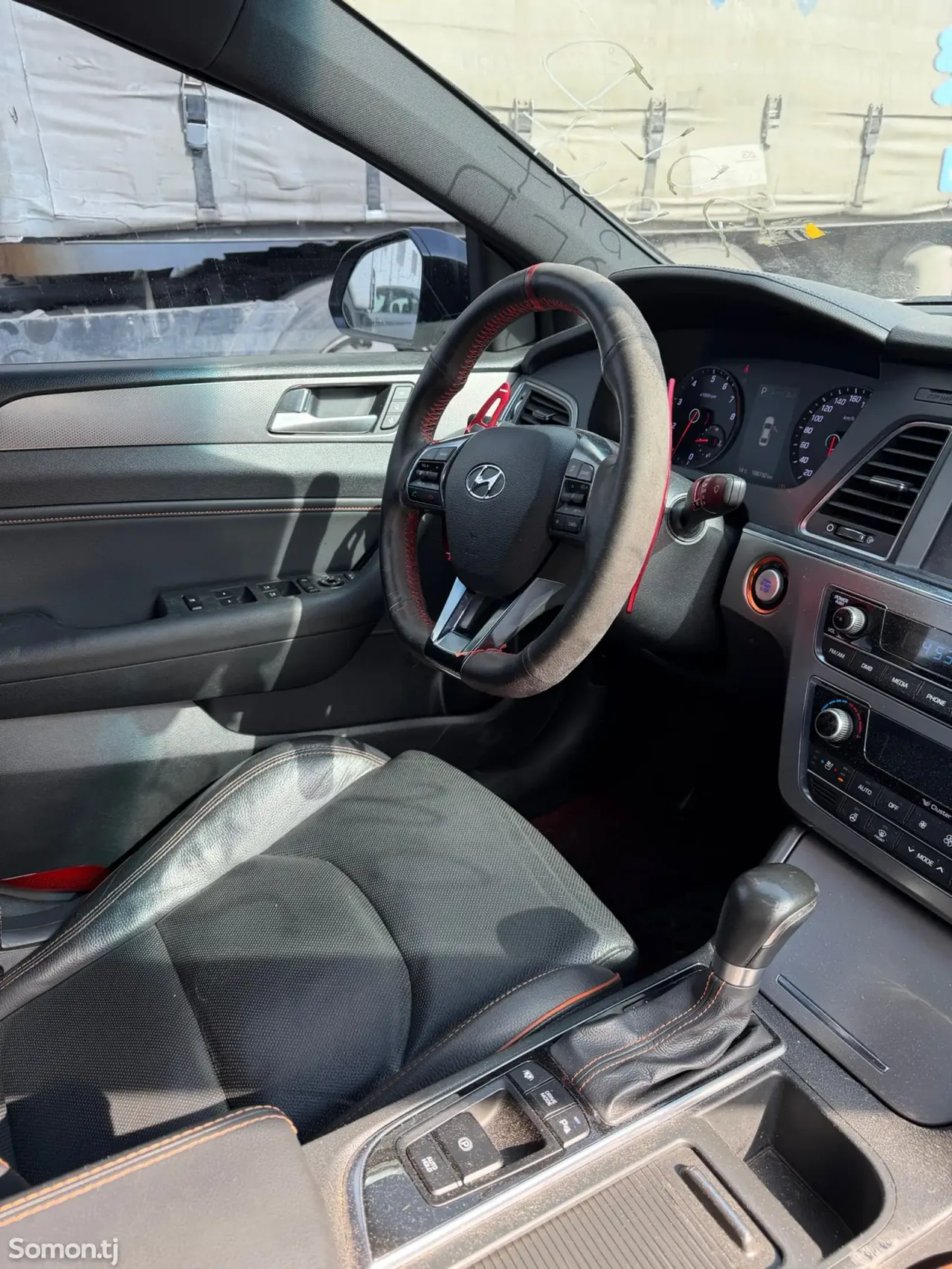 Hyundai Sonata 2015 · 2.0 AT