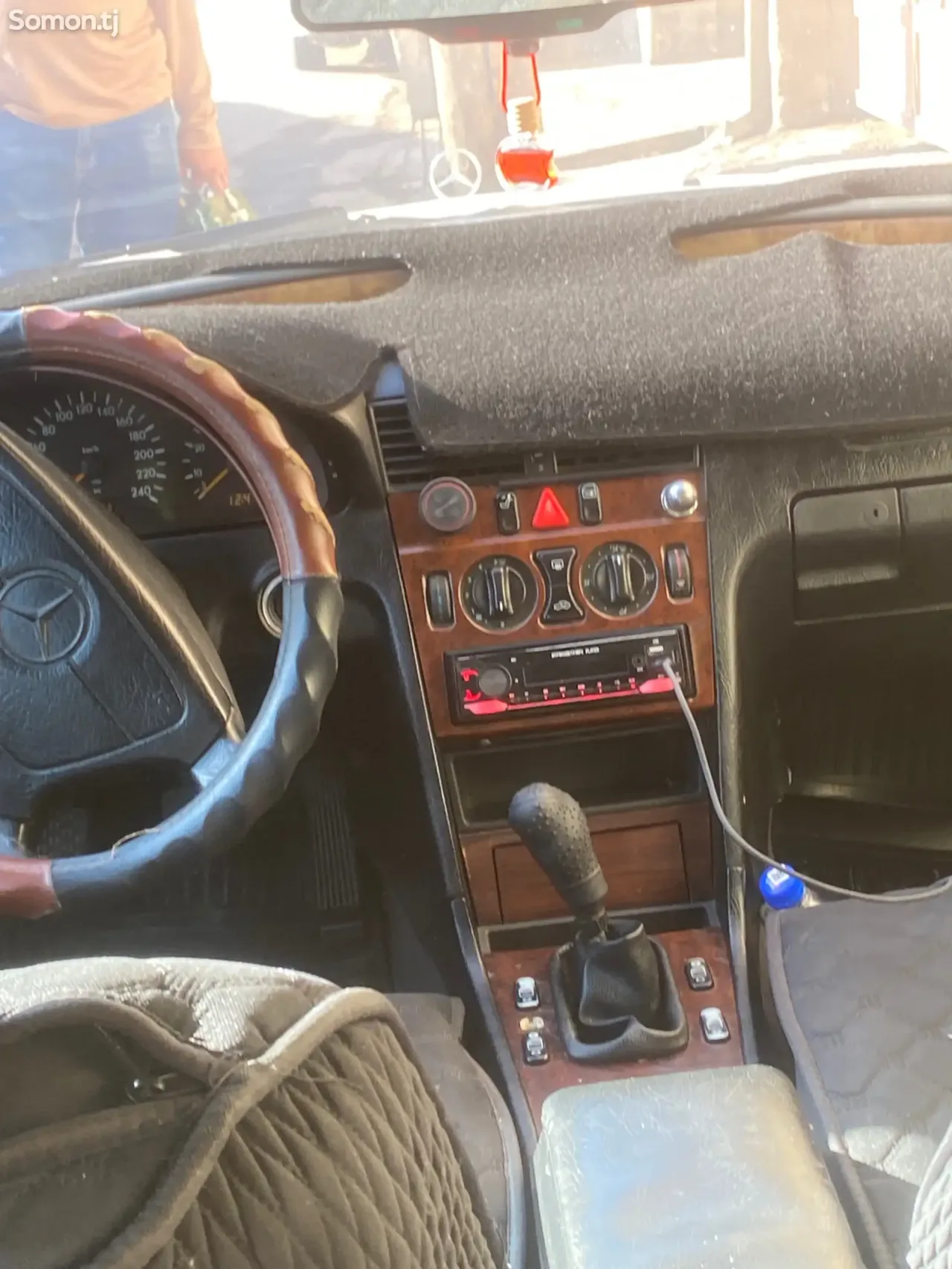 Mercedes-Benz C class 1996 · 1.8 MT