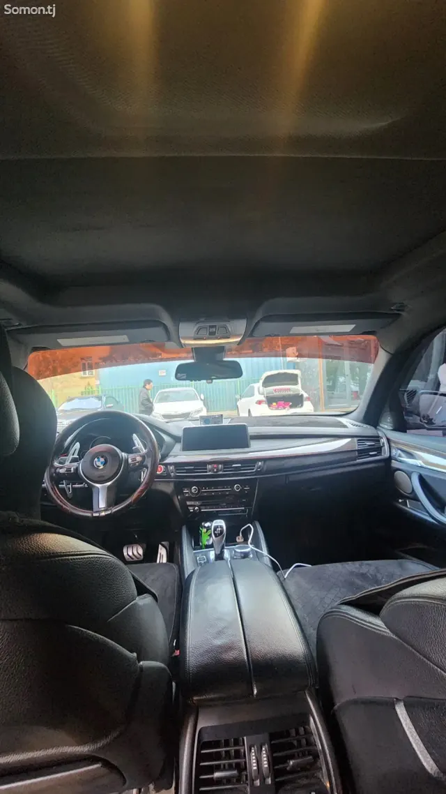 BMW X6 M 2017 · 3.0 AT