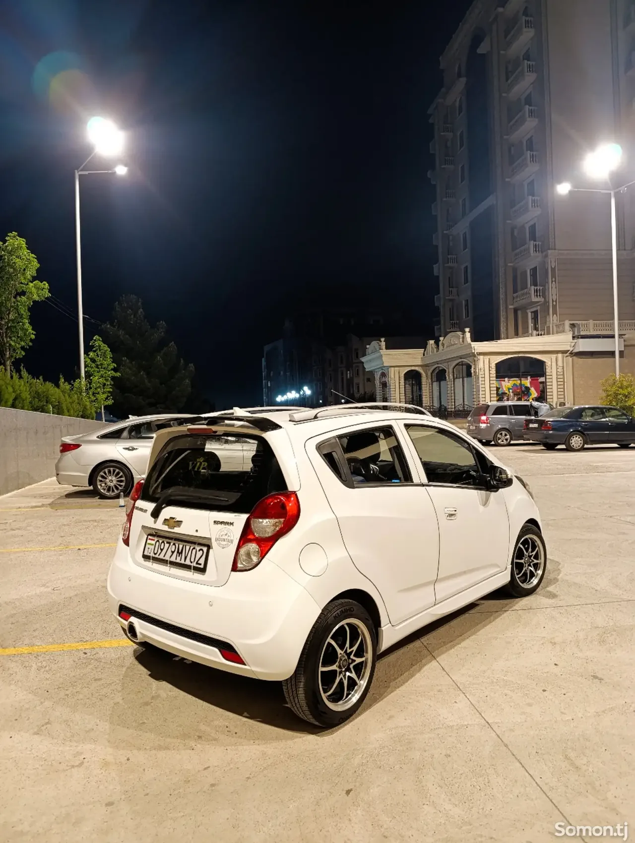 Chevrolet Spark 2014 · 1.0 AT