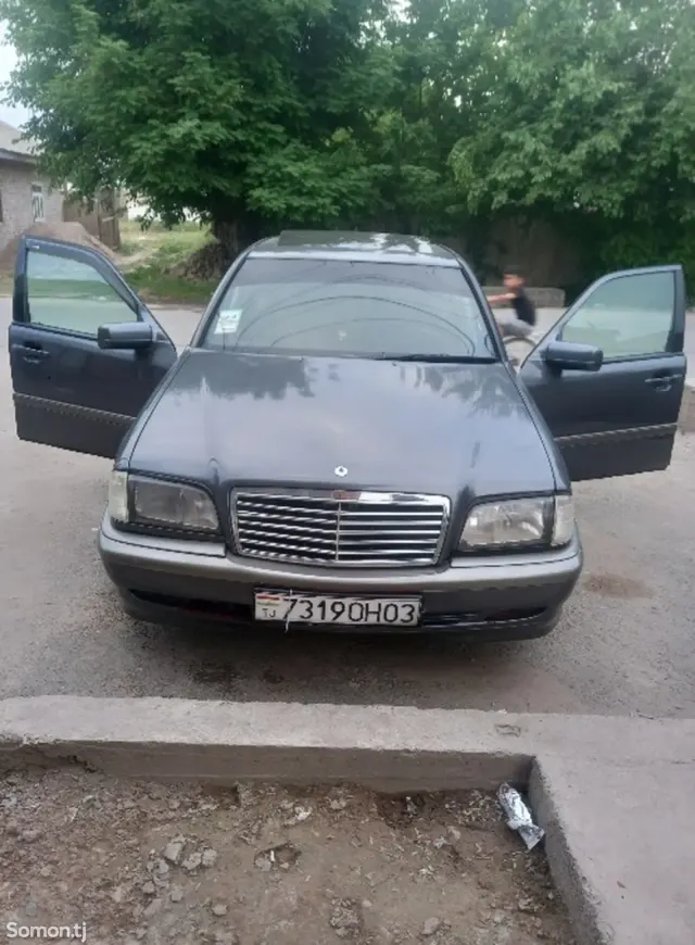 Mercedes-Benz C class 1998 · 2.0 AT