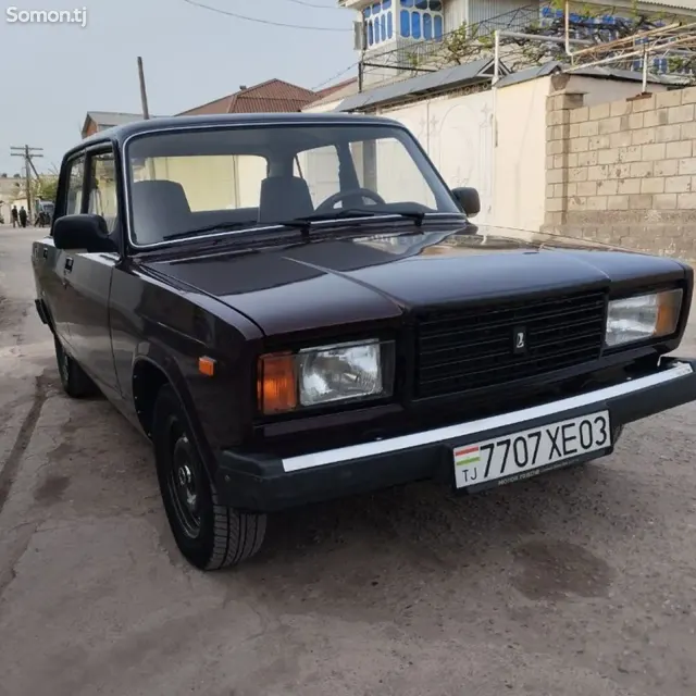 Lada (ВАЗ) 2107 2008 · 1.7 MT
