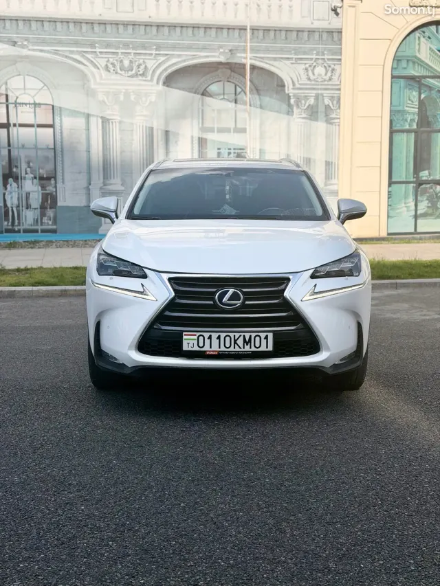 Lexus NX series 2015 · 2.5 AT