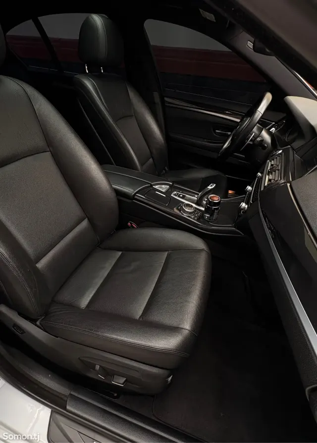 BMW 5 series 2014 · 2.0 AT