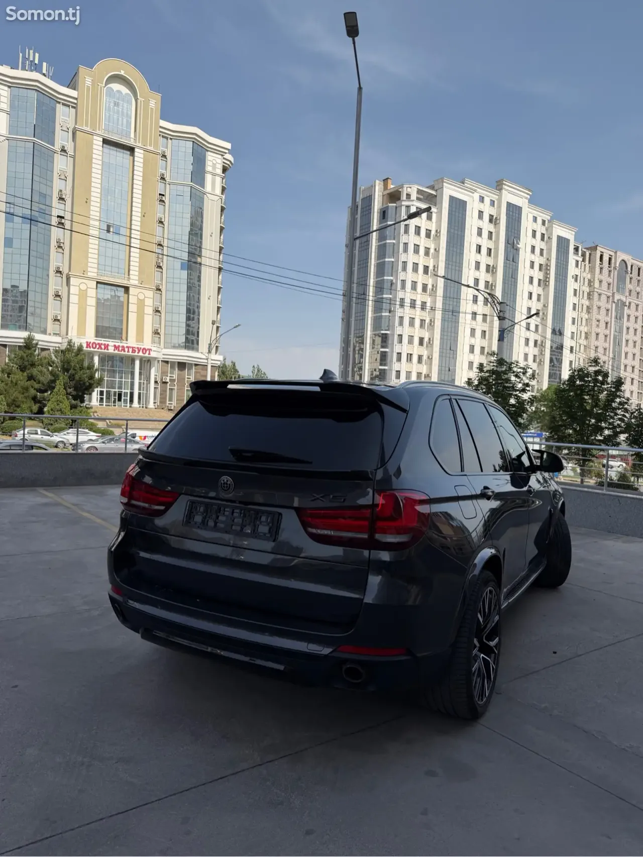 BMW X5 2015 · 3.0 AT