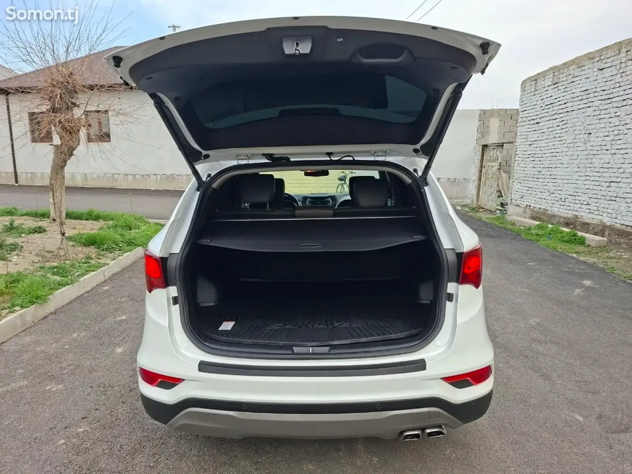 Hyundai Santa Fe 2016 · 2.0 AT