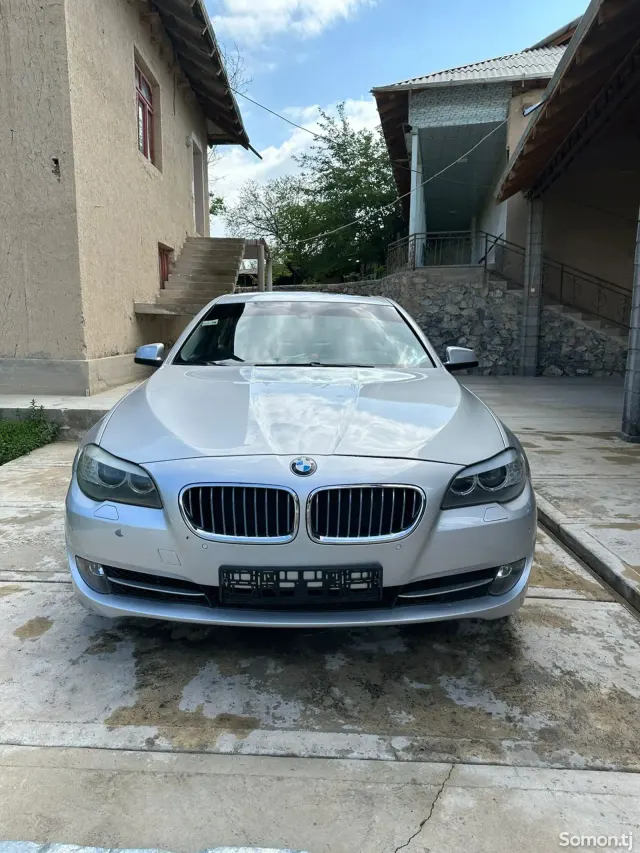BMW 5 series 2012 · 2.0 AT