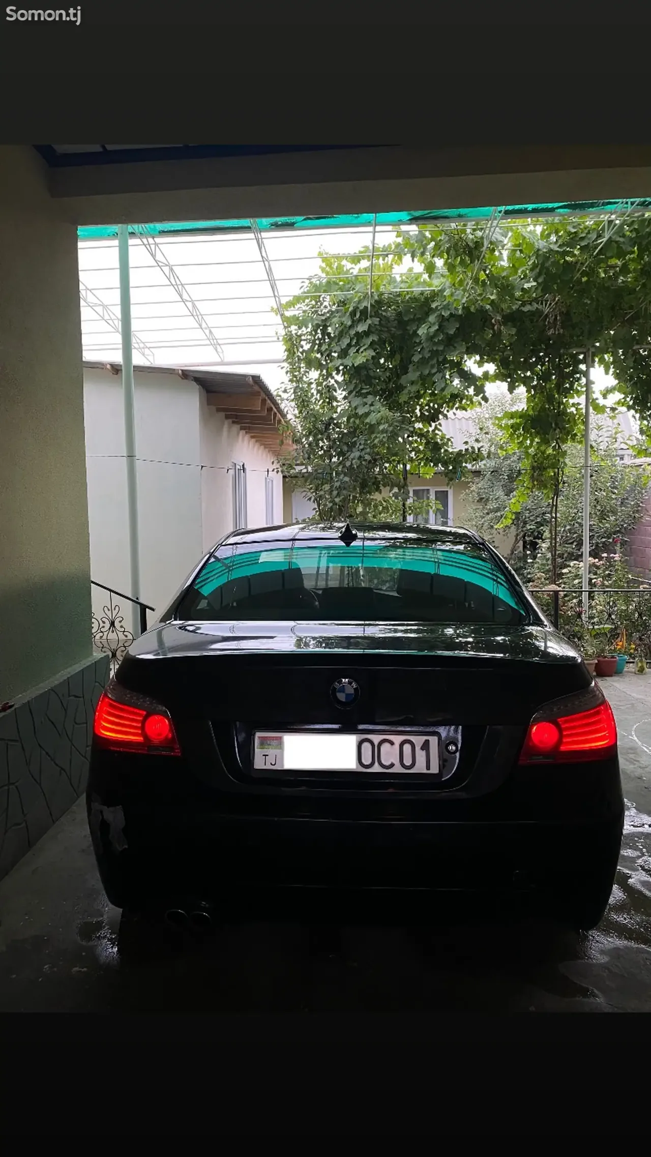 BMW M5 2008 · 2.8 AT