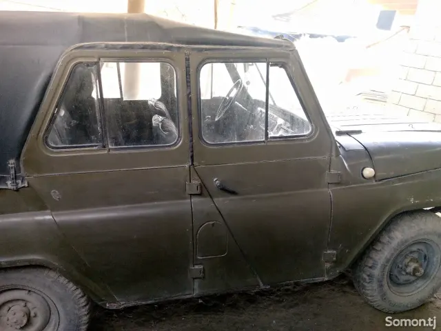 УАЗ 469 1987 · 2.2 MT
