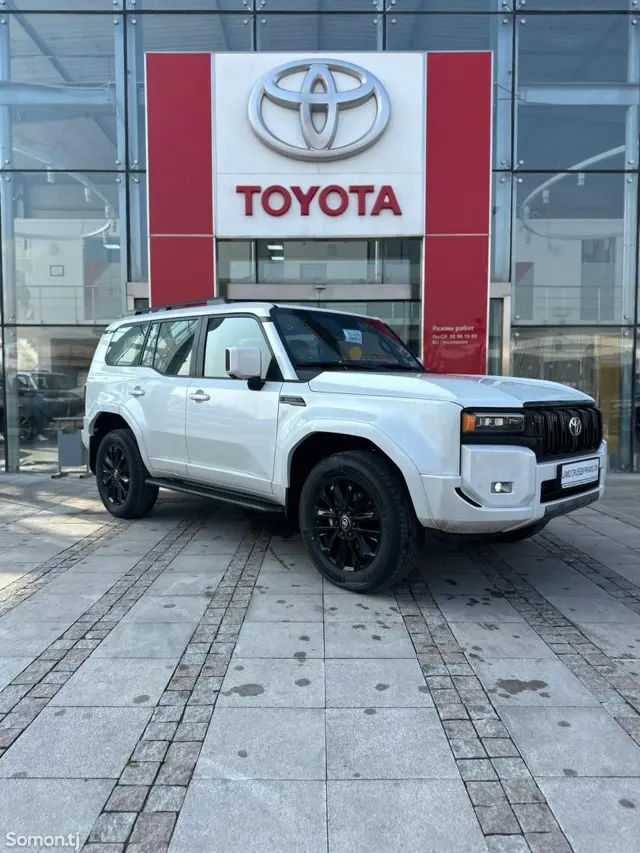 Toyota Land Cruiser Prado 2025 · 2.4 AT
