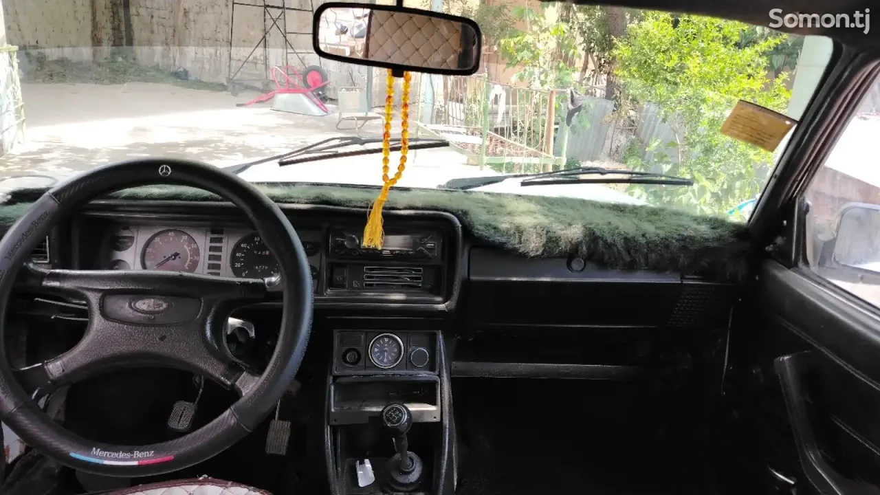 Lada (ВАЗ) 2107 1999 · MT