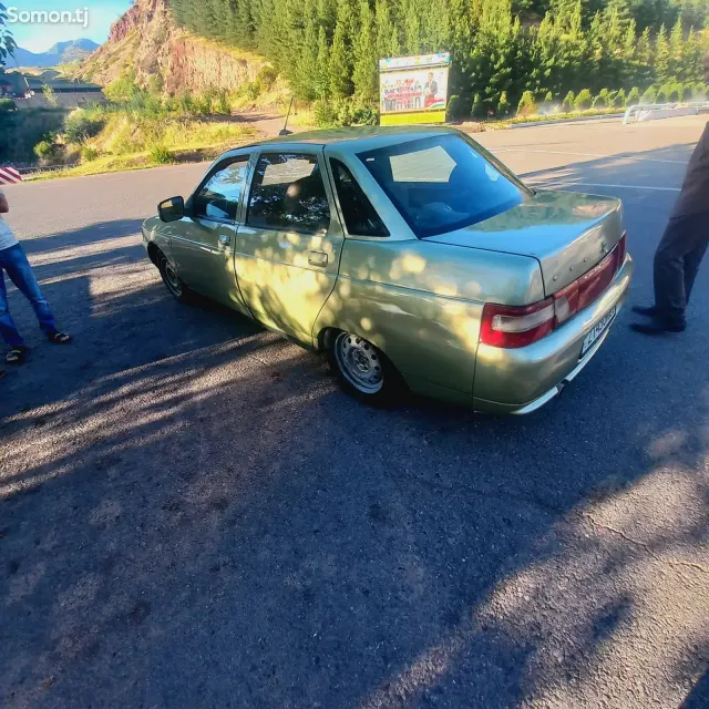 Lada (ВАЗ) 2110 2004 · 1.6 MT