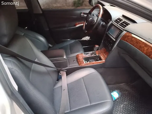Toyota Camry 2016 · 2.5 AT