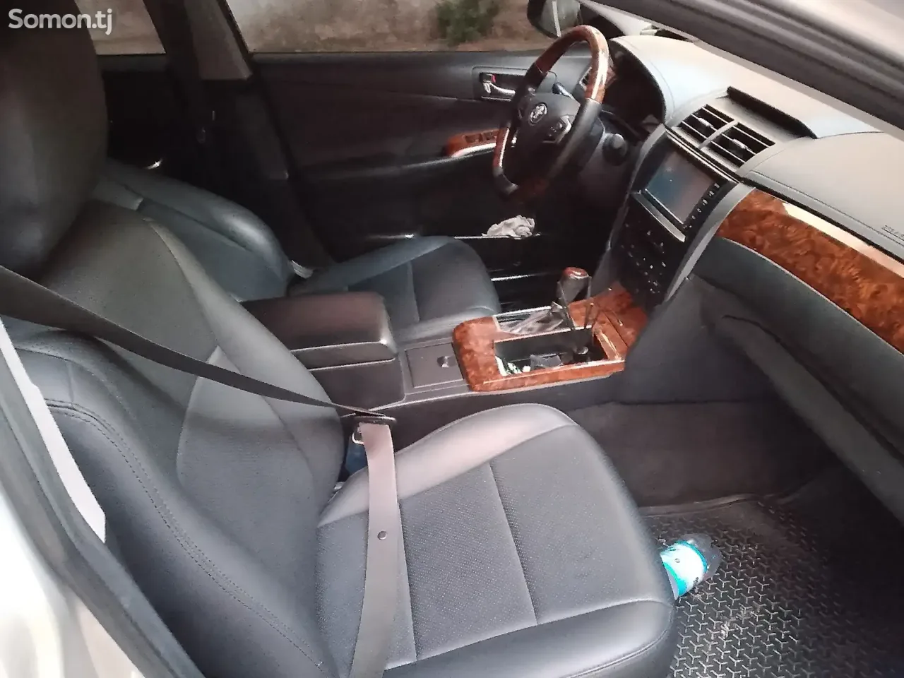 Toyota Camry 2016 · 2.5 AT