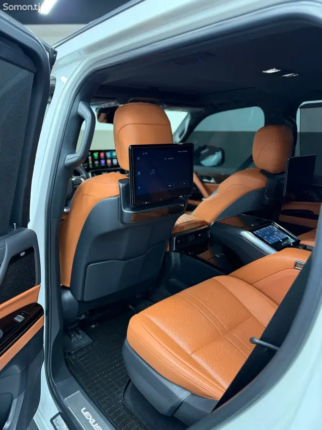 Lexus LX series 2024 · 3.5 AT