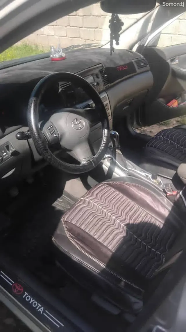 Toyota Corolla 2006 · 1.6 MT