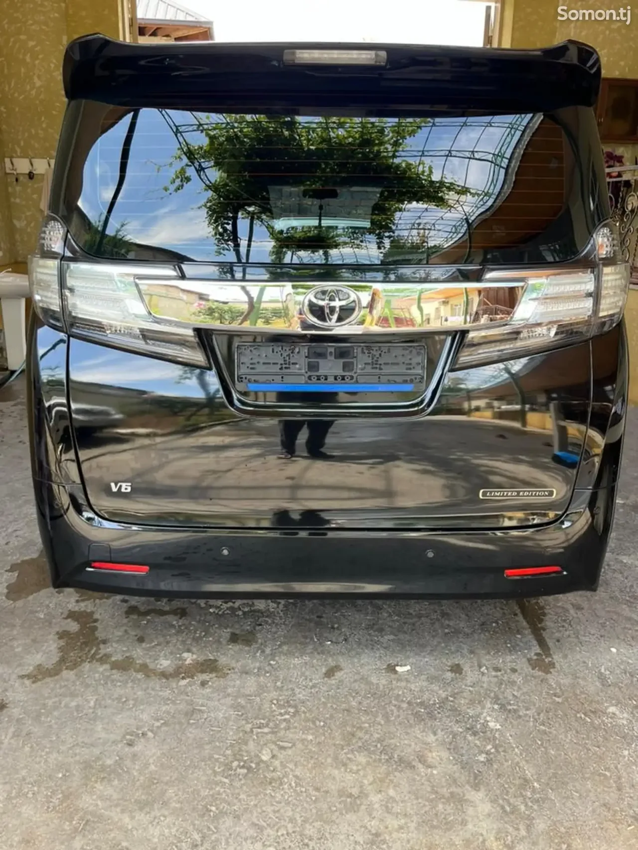 Toyota Vellfire 2018 · 3.5 AT