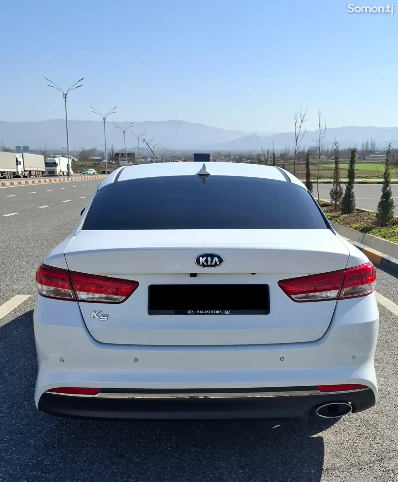 Kia K5 2016 · 2.0 AT