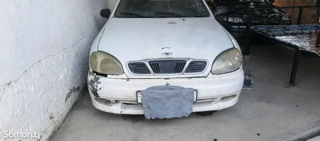 Daewoo Lanos 1997 · 1.6 MT