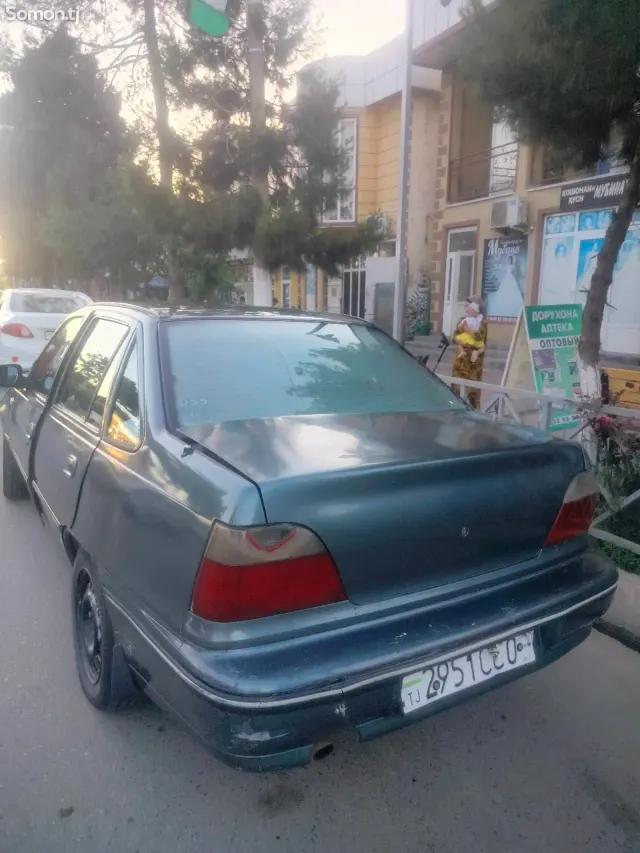 Daewoo Nexia 1996 · 1.6 MT