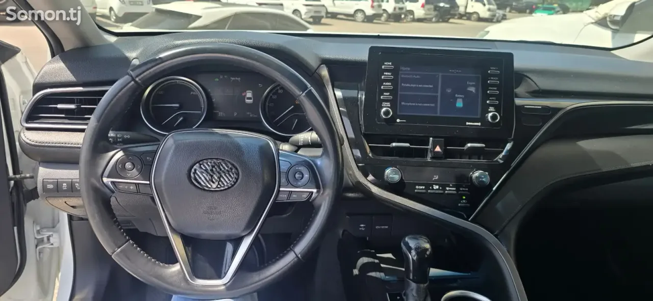 Toyota Camry 2018 · 2.5 AT