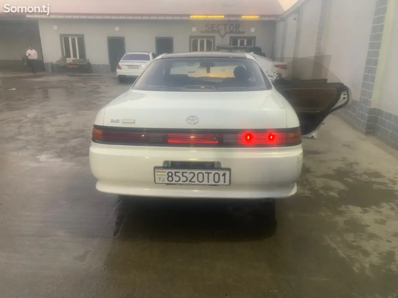 Toyota Mark II 1996 · 2.5 AT