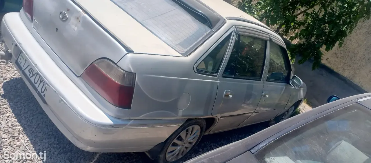 Daewoo Nexia 1996 · 1.6 MT